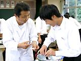 一人ひとりにアドバイス