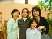 YNさん親子と佐々木かをり
